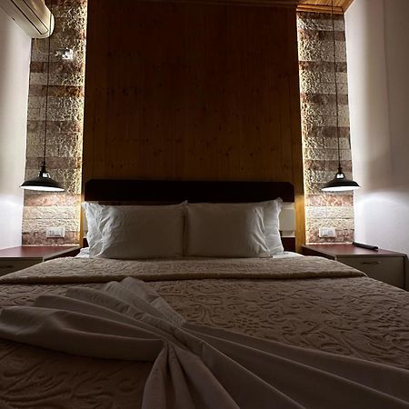 "Mani Guest House" Gjirokastra Zewnętrze zdjęcie