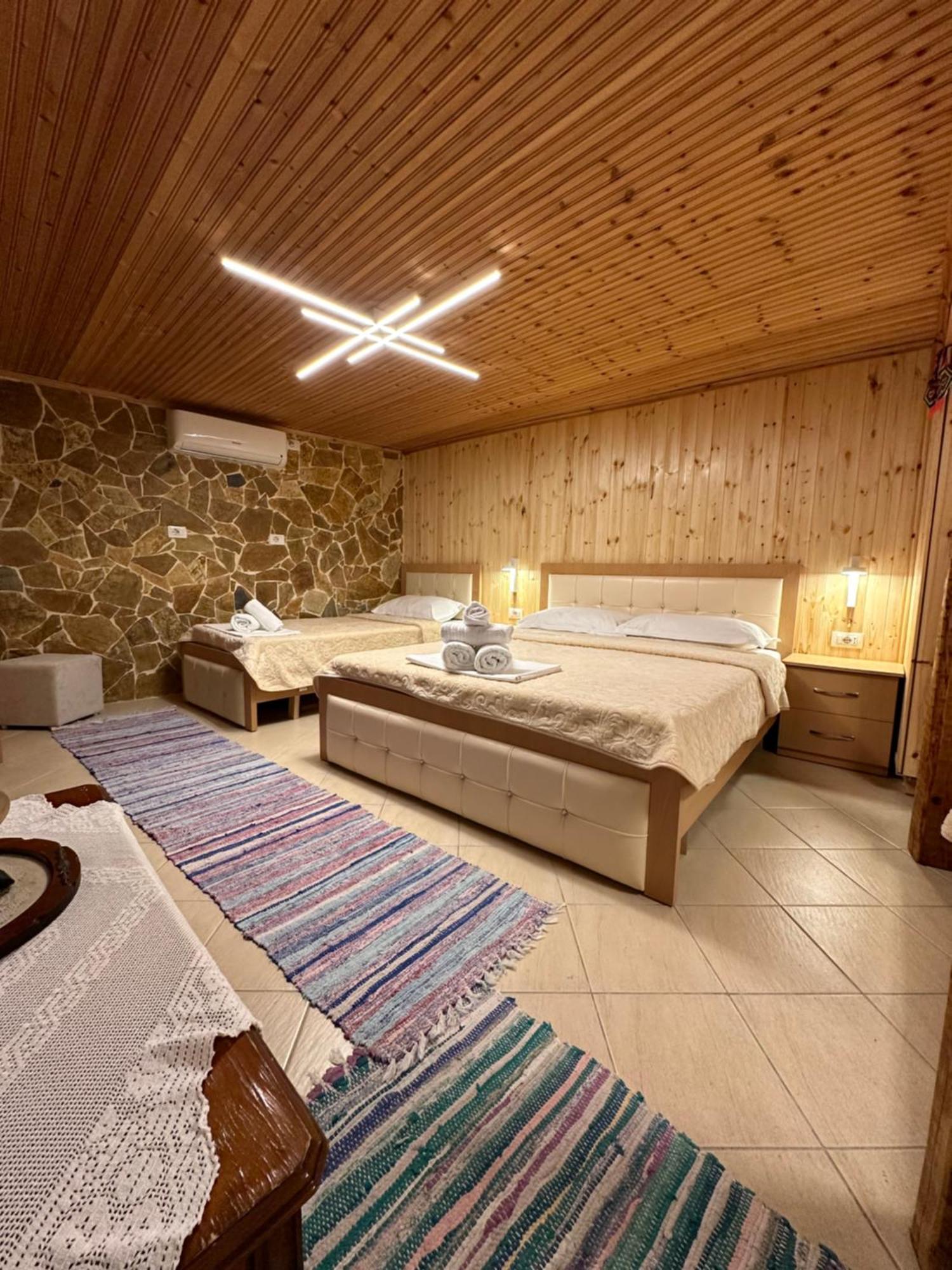 "Mani Guest House" Gjirokastra Zewnętrze zdjęcie