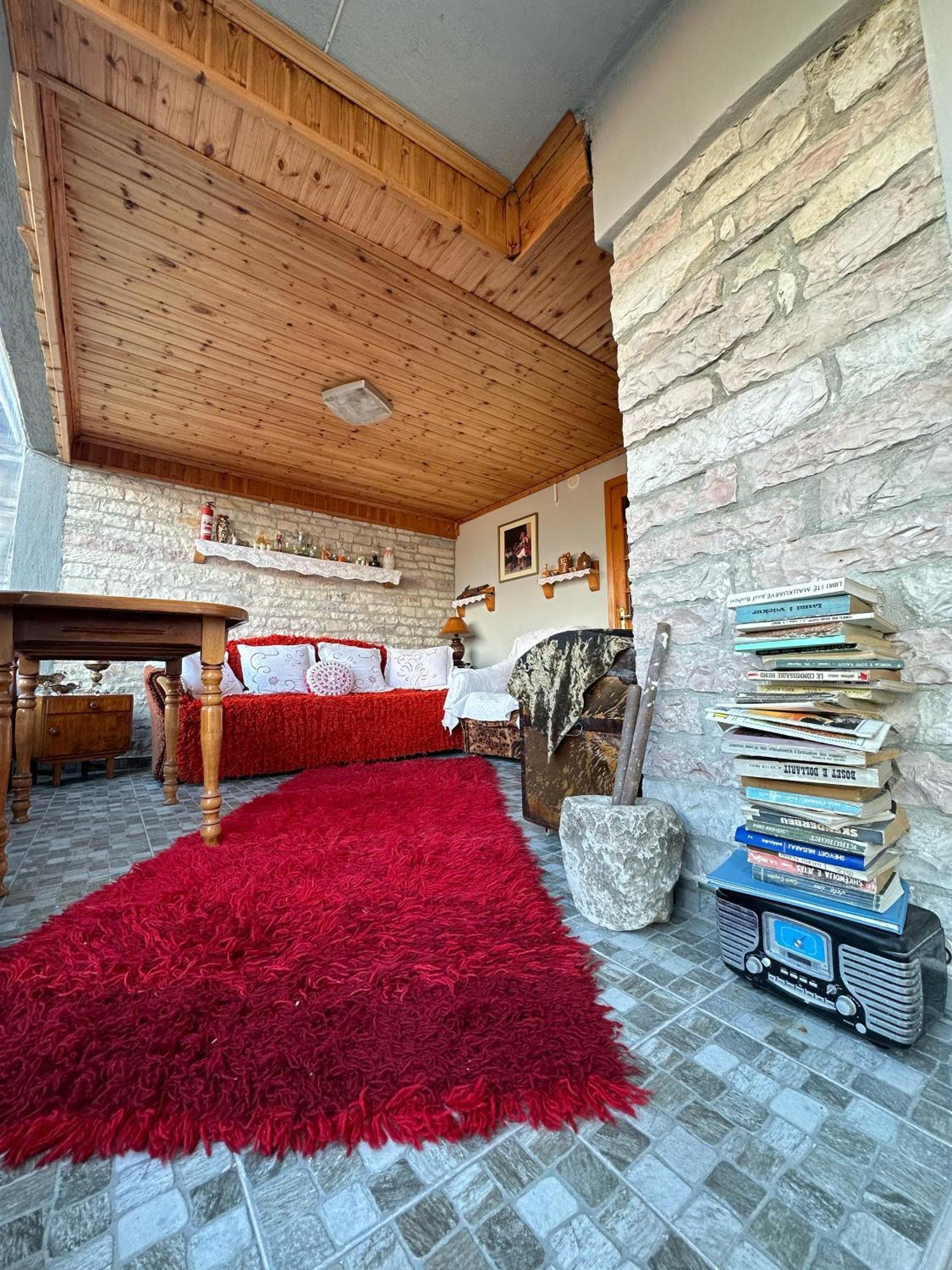 "Mani Guest House" Gjirokastra Zewnętrze zdjęcie